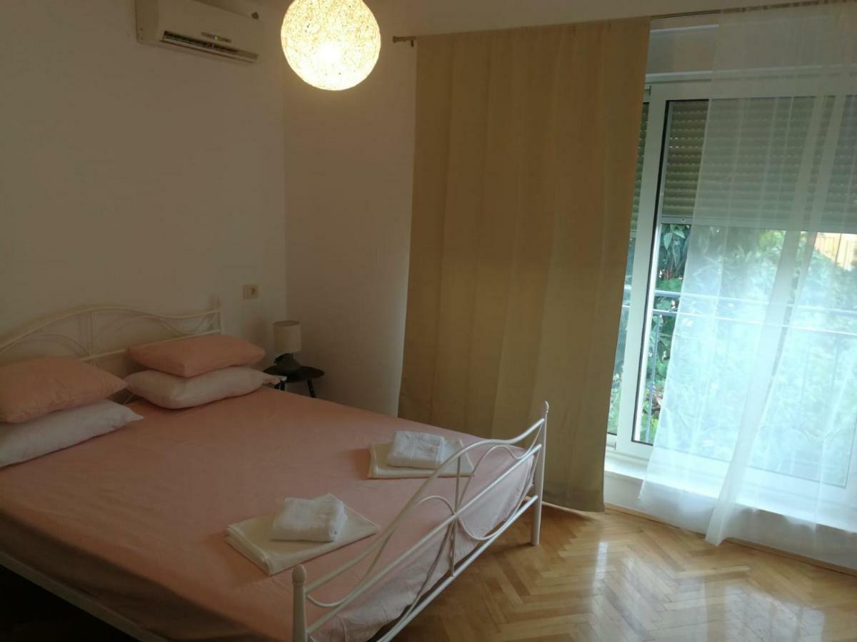 Marana Gostinjska kuća *